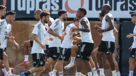 besiktasa-st-patricks-maci-oncesi-mak-s-haber-felix-uduokhai-egzersize-katilmadi