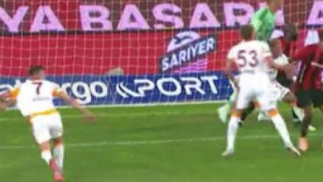 gaziantep-fk-galatasaray-macini-trio-takimi-degerlendirdi-karar-gercek-net-penalti-4
