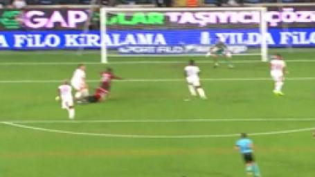 gaziantep-fk-galatasaray-macini-trio-takimi-degerlendirdi-karar-gercek-net-penalti-8