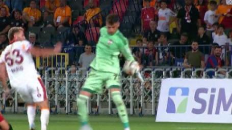 gaziantep-fk-galatasaray-macini-trio-takimi-degerlendirdi-karar-gercek-net-penalti-22