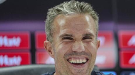 canli-jose-mourinhonun-basin-toplantisi-ne-vakit-saat-kacta-hangi-kanalda-fenerbahce-feyenoord-maci-oncesi-gozler-portekizli-hocada-1