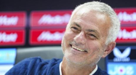 canli-jose-mourinhonun-basin-toplantisi-ne-vakit-saat-kacta-hangi-kanalda-fenerbahce-feyenoord-maci-oncesi-gozler-portekizli-hocada-2
