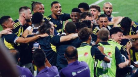 canli-yayin-izle-goztepe-fenerbahce-maci-canli-anlatim-goztepe-fb-maci-kac-kac-goztepe-fenerbahce-mac-takimi-skoru-ve-istatistikleri-3