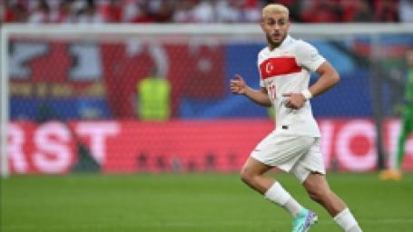 galatasarayda-baris-alper-yilmaz-krizi-menajerinden-transfer-sozleri-bu-berbat-bir-olay-1