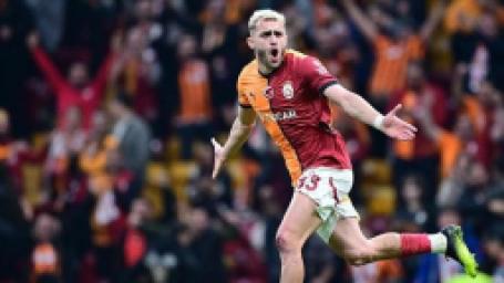 galatasarayda-baris-alper-yilmaz-krizi-menajerinden-transfer-sozleri-bu-berbat-bir-olay-2