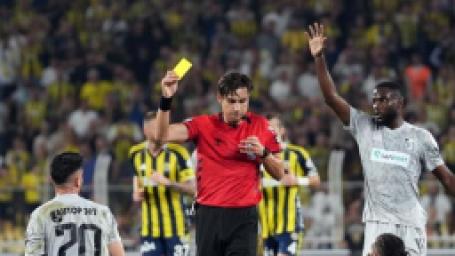 fenerbahce-kocaelispor-macinin-tartismali-pozisyonu-trio-yorumladi-net-penalti-3