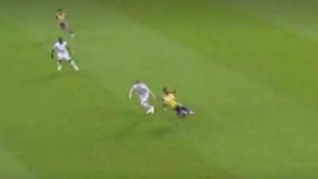 fenerbahce-kocaelispor-macinin-tartismali-pozisyonu-trio-yorumladi-net-penalti-5