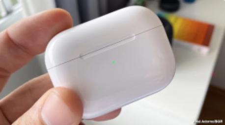 airpods-pro-3-sarj-kutusu-tekrar-tasarlaniyor-iste-sizan-ayrintilar-1