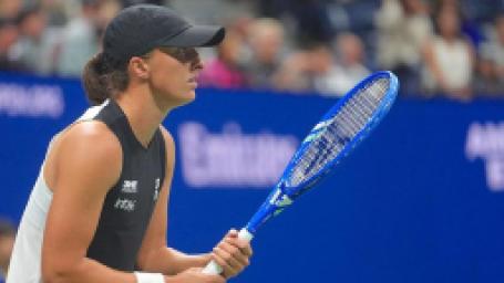 abd-acikta-swiatek-tip-atladi-zverev-elendi