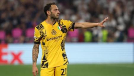 bu-interdeki-son-macim-inter-udinese-macindan-sonra-hakan-calhanoglu-krizi-galatasaraya-hakikat-rota-ciziliyor-3