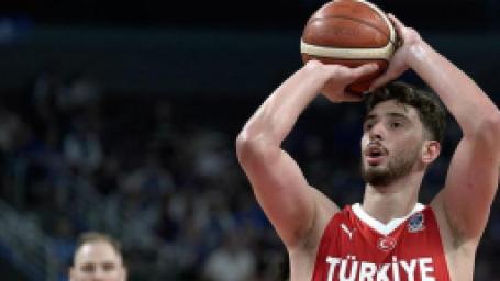 ozet-12-dev-adama-yan-bakilmiyor-turkiye-estonya-mac-sonucu-84-64-2