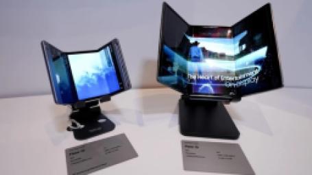 daha-evvel-bu-turlu-bir-samsung-telefon-hic-olmamisti-ekim-ayinda-geliyor-1