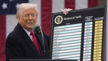 trump-japonyaya-yuzde-15lik-gumruk-vergisi-anlasmasini-imzaladi