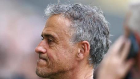 luis-enrique-bisiklet-kazasi-gecirdi-ameliyat-edilecek