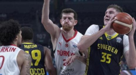 canli-turkiye-polonya-maci-canli-anlatim-takimlar-istatistikler-eurobasket-2025-ceyrek-final-2