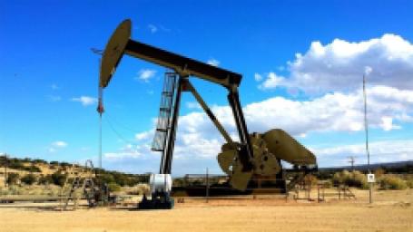 abd-yil-sonu-icin-petrol-fiyatlarinin-dusecegini-ongoruyor