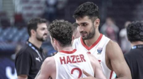 canli-yunanistan-turkiye-eurobasket-yari-final-maci-canli-anlatim-12-dev-adam-eurobaskette-final-icin-parkede-5