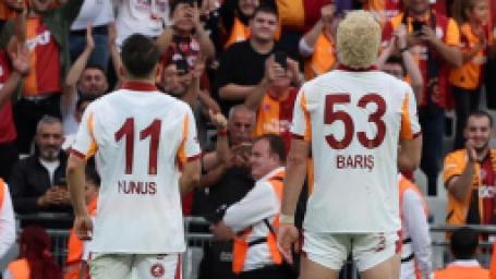 yunus-akgun-seytanin-bacagini-kirdi-baris-alper-fevkalade-dondu-1