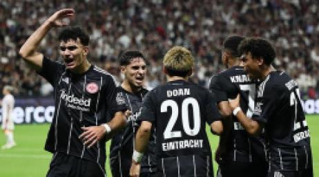 frankfurt-galatasaray-maci-sonrasi-nihat-kahveci-cildirdi-ne-orta-3-oldu-anlayamadim-1