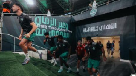 merih-demiral-son-dakikada-atti-dayanilmaz-geri-donus-tamamlandi-al-ahli-al-hilal-mac-sonucu-3-3-1