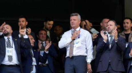 fenerbahcenin-yeni-baskani-sadettin-sarana-tebrik-iletileri-1