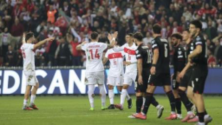 a-ulusal-kadronun-basarisi-tesaduf-degil-vincenzo-montella-ayrintisi-1