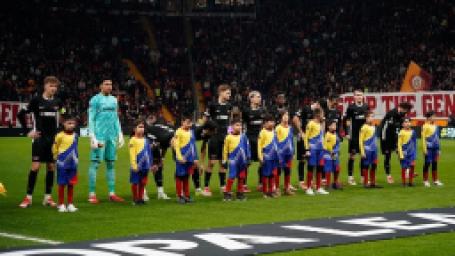 alkmaarin-yildizlari-galatasaray-deplasmanini-unutamadi