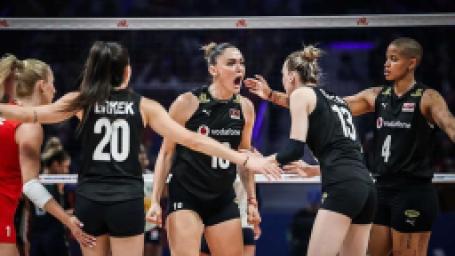 filenin-sultanlari-vnl-finalleri-icin-polonyaya-gitti