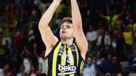 fenerbahcede-yeni-mukavele-resmen-aciklandi-3-yillik-imza-1