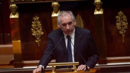 fransa-basbakanindan-ticaret-anlasmasi-yorumu-kara-gun