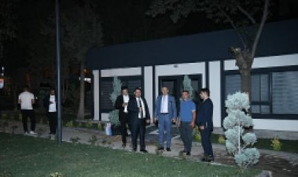 sancak-parki-ve-cay-bahcesi-yenileme-calismalari-suruyor