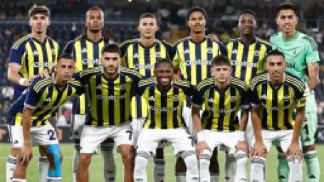 feyenoord-fenerbahce-maci-ne-vakit-saat-kacta-hangi-kanalda-canli-yayinlanacak-uefa-sampiyonlar-ligi-3-on-eleme-turu-1
